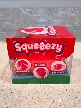 Sunny Days Squeeezy Strawberry